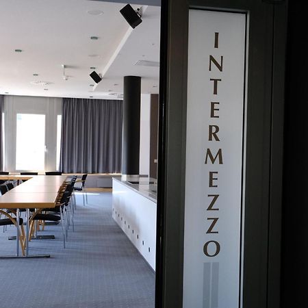 Four Munich Neue Messe Hotel Aschheim Bagian luar foto