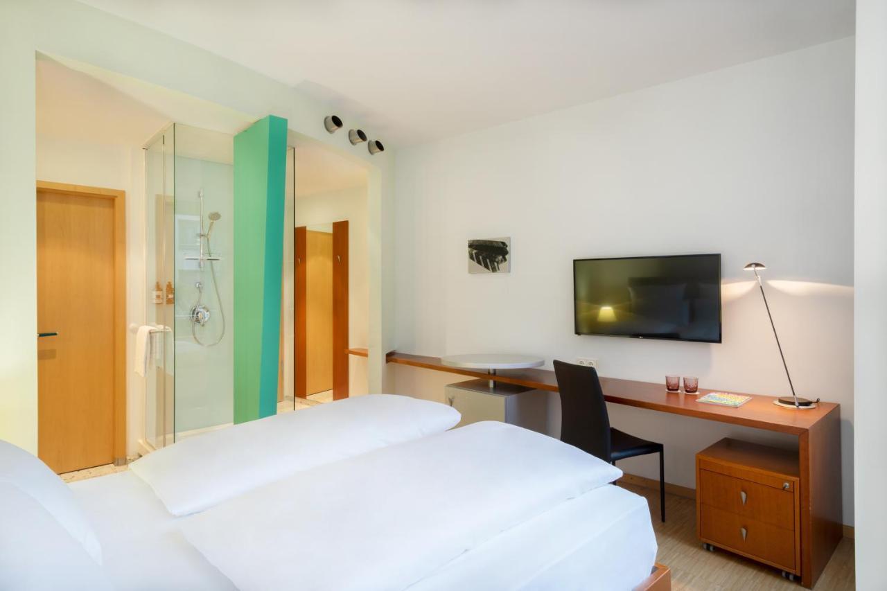 Four Munich Neue Messe Hotel Aschheim Bagian luar foto