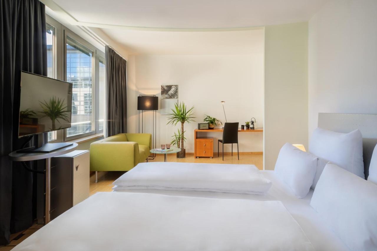 Four Munich Neue Messe Hotel Aschheim Bagian luar foto