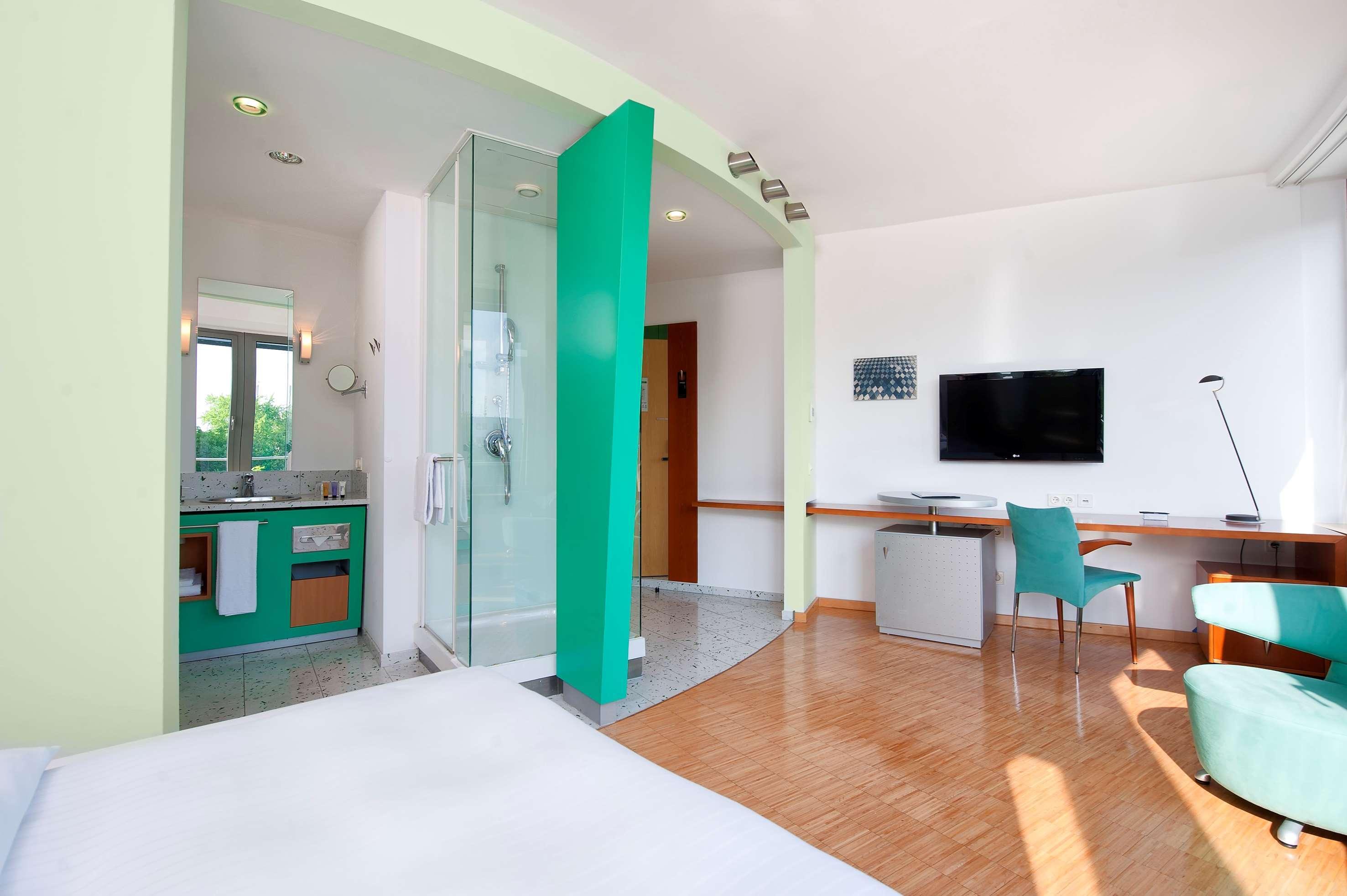 Four Munich Neue Messe Hotel Aschheim Bagian luar foto