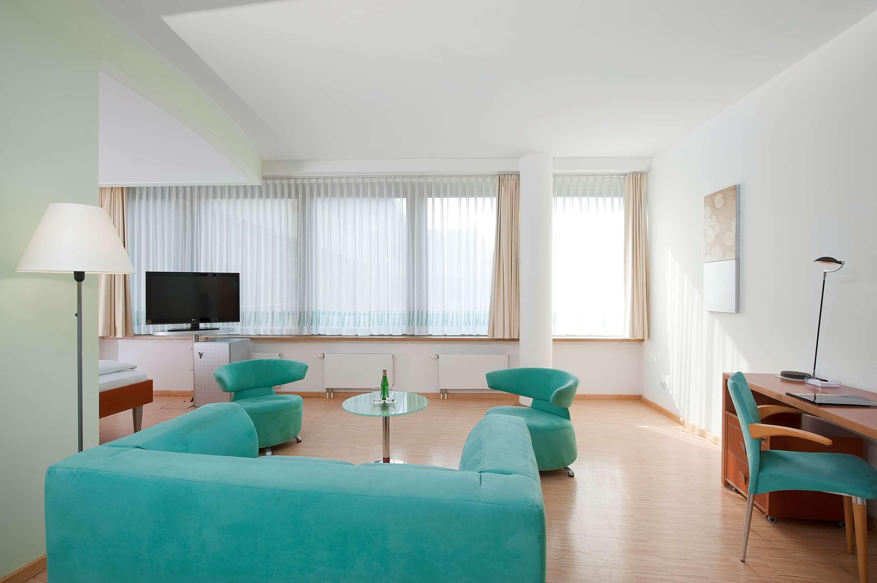 Four Munich Neue Messe Hotel Aschheim Bagian luar foto